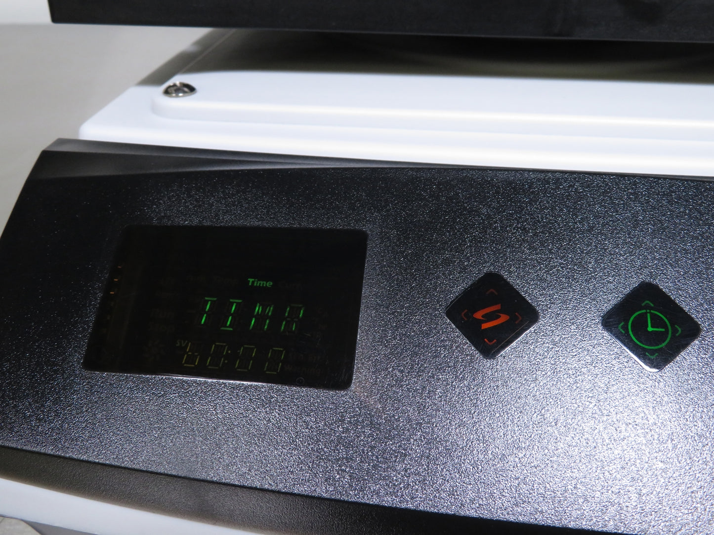 Thermo Scientific Compact Digital Microplate Shaker, Cat. #: 88880023