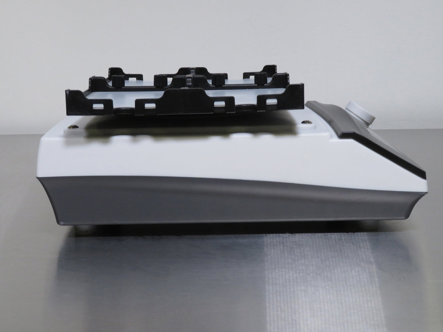 Thermo Scientific Compact Digital Microplate Shaker, Cat. #: 88880023