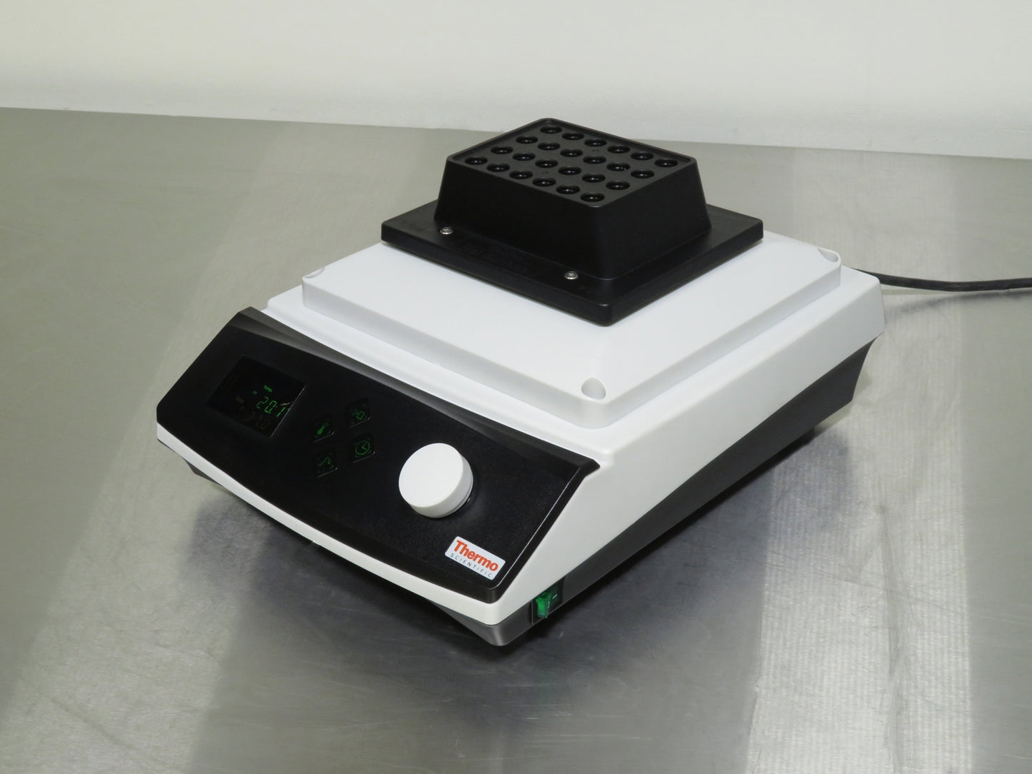 Thermo Scientific Heating Digital Shaking Drybath with 1.5/2.0ml Block, Cat. #: 88880027