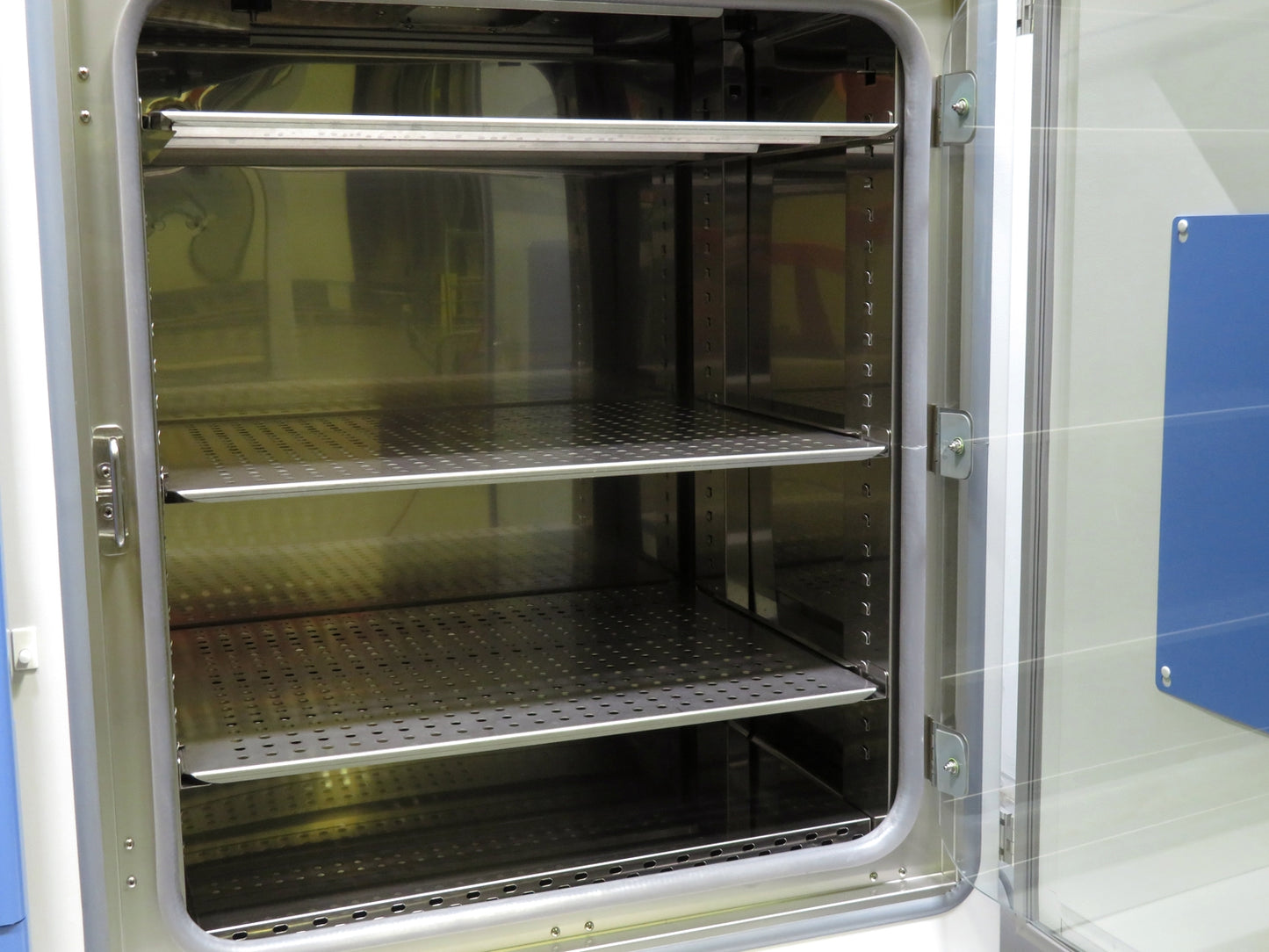 Thermo Scientific Steri-Cult 3310 CO2 Incubator w/ Sterilization Cycle Dual Stack