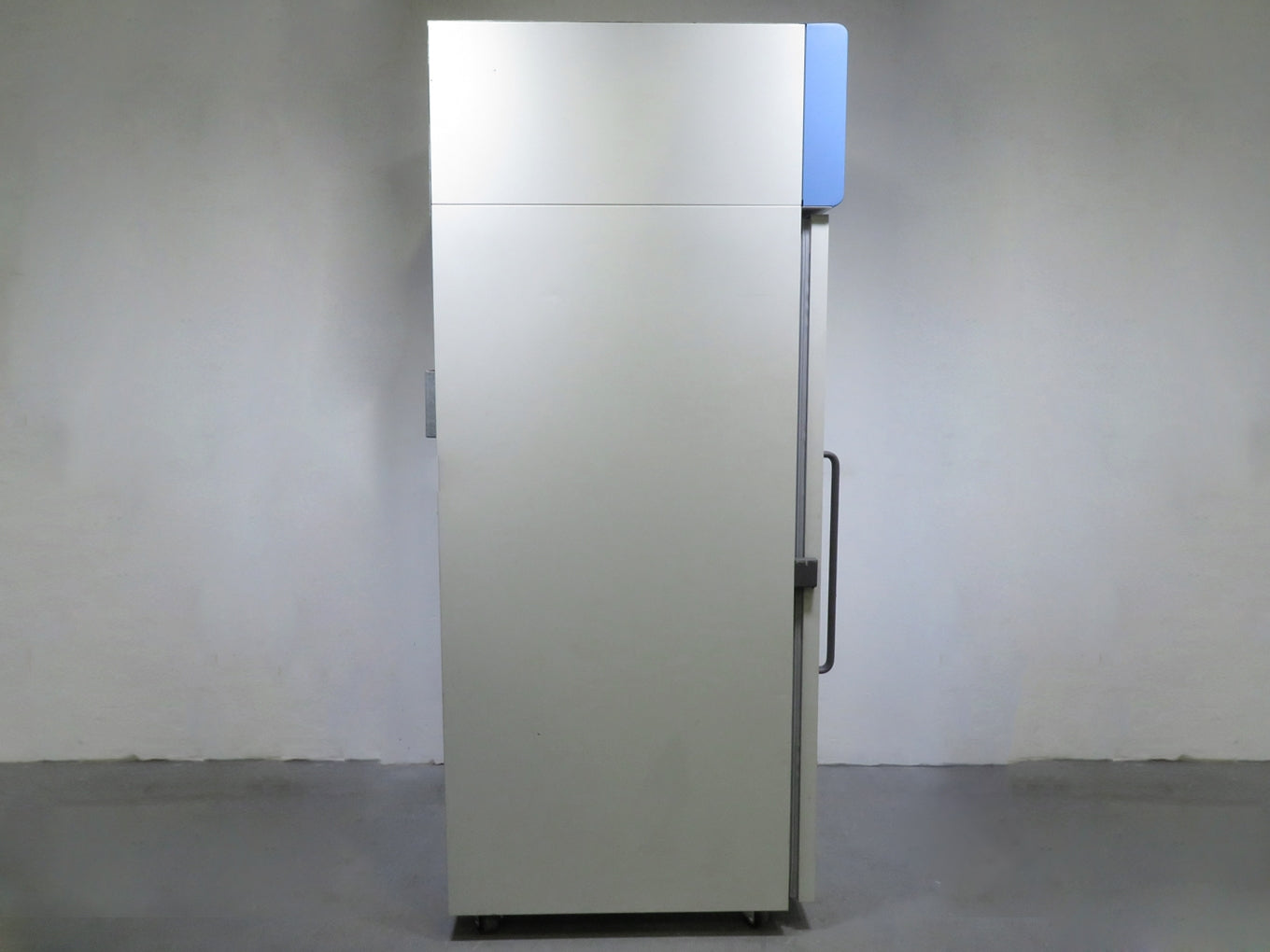 Thermo Scientific Revco ULT3030A20 -30C Lab Freezer