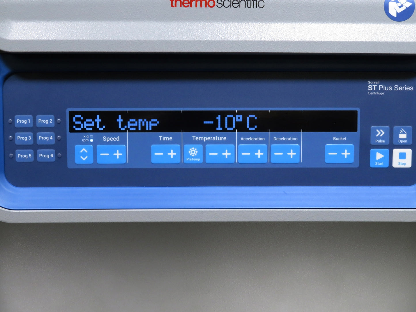 Thermo Scientific ST1R Plus-MD Refrigerated Centrifuge