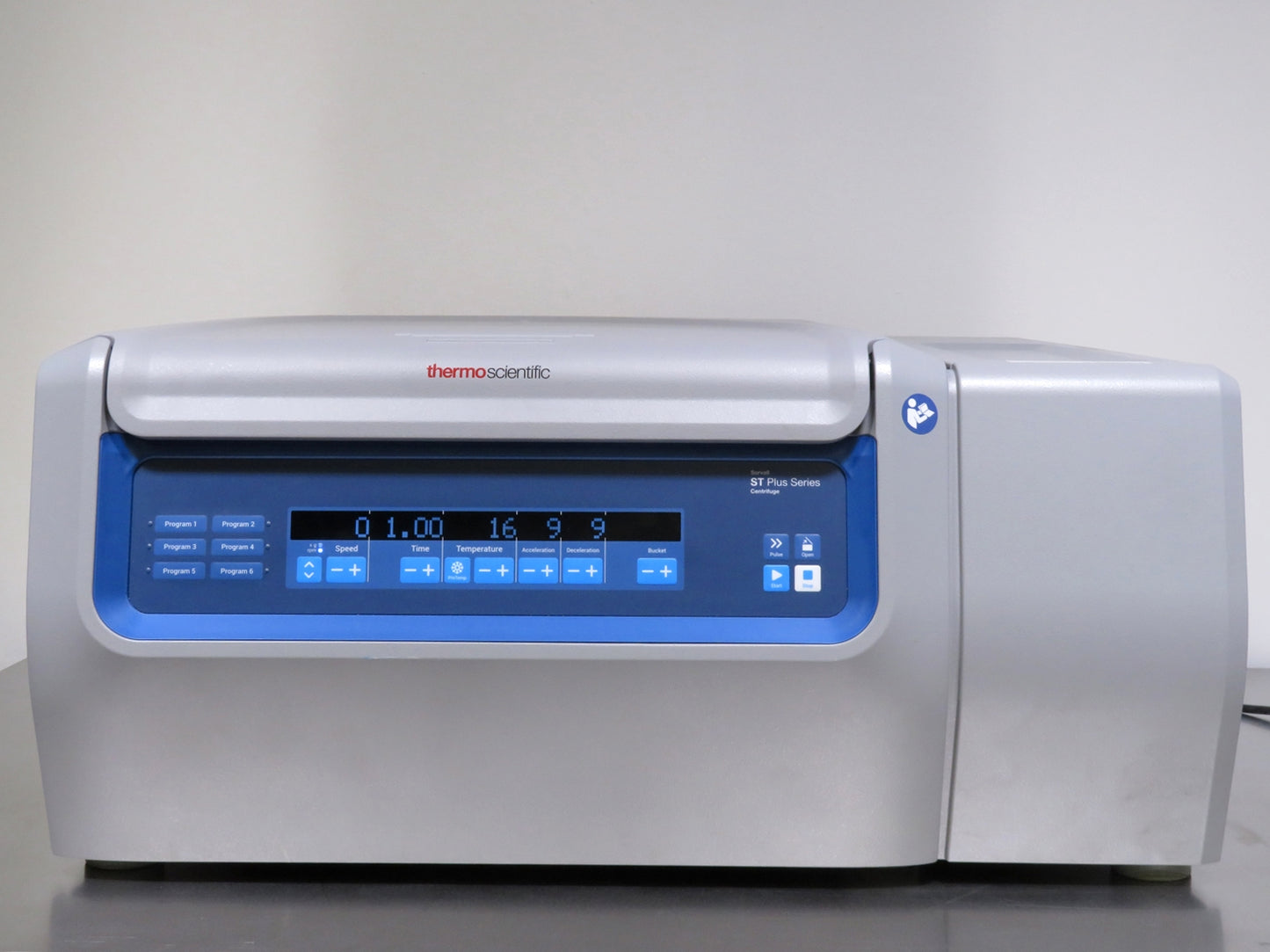 Thermo Scientific Sorvall ST4R Plus-MD Refrigerated Centrifuge