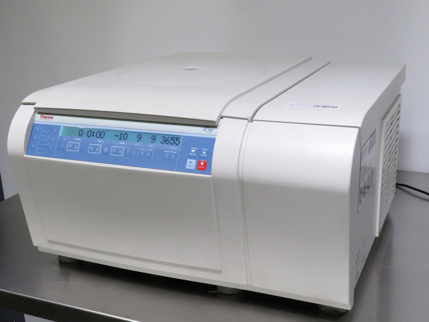 Thermo Scientific ST16R Refrigerated Centrifuge