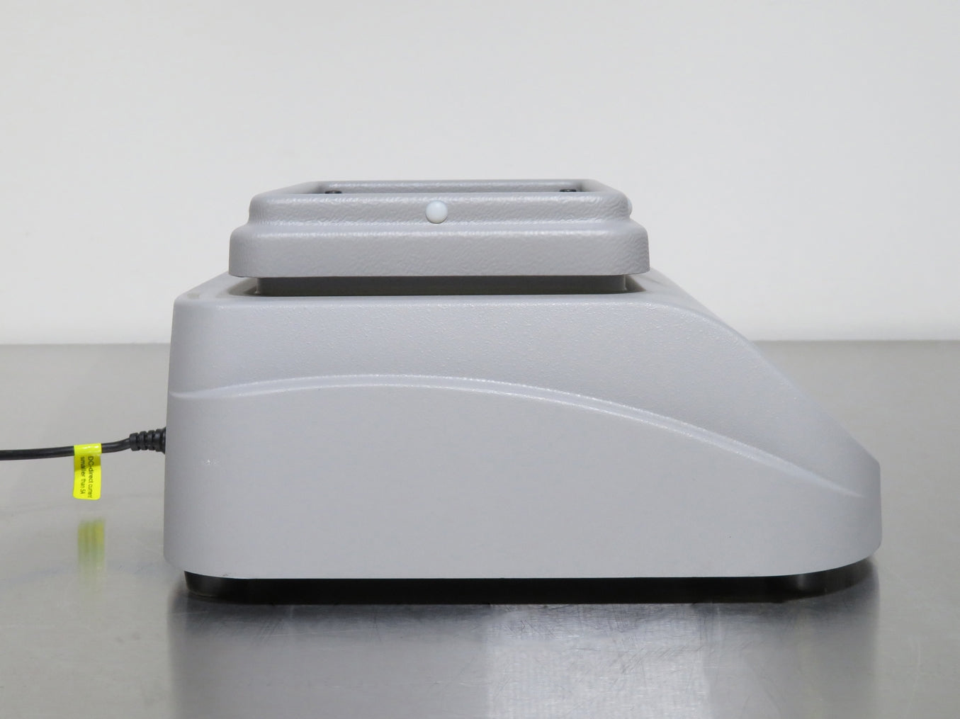 Thermo Scientific Thermal Mixer w/ 0.2ml Block, Cat. #: 13687716