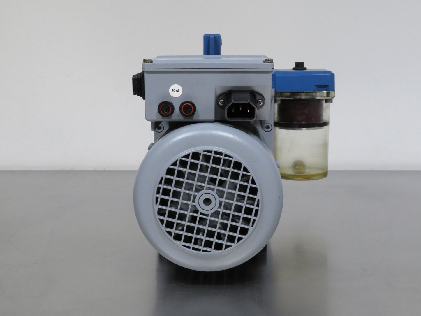 Vacuubrand RE 6W Rotary Vane Vacuum Pump