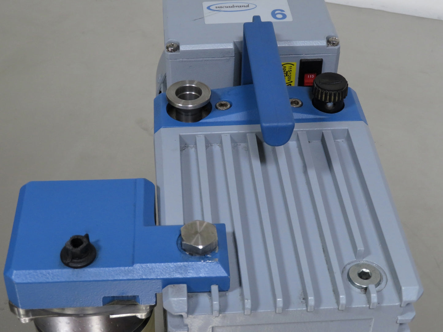 Vacuubrand RE 6W Rotary Vane Vacuum Pump