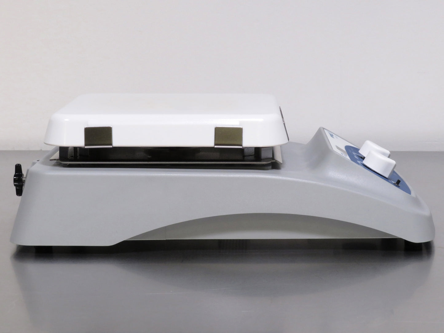 VWR Advanced Hotplate Stirrer, Cat. #: 97042-642