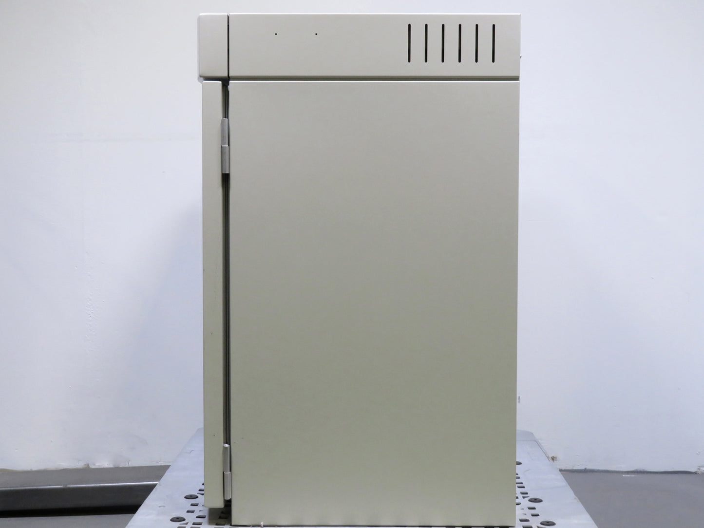VWR CO2 Water Jacketed Incubator, Cat. #: 10810-744