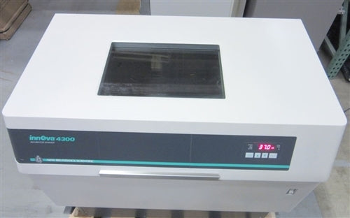 New Brunswick Innova 4300 Incubator Shaker